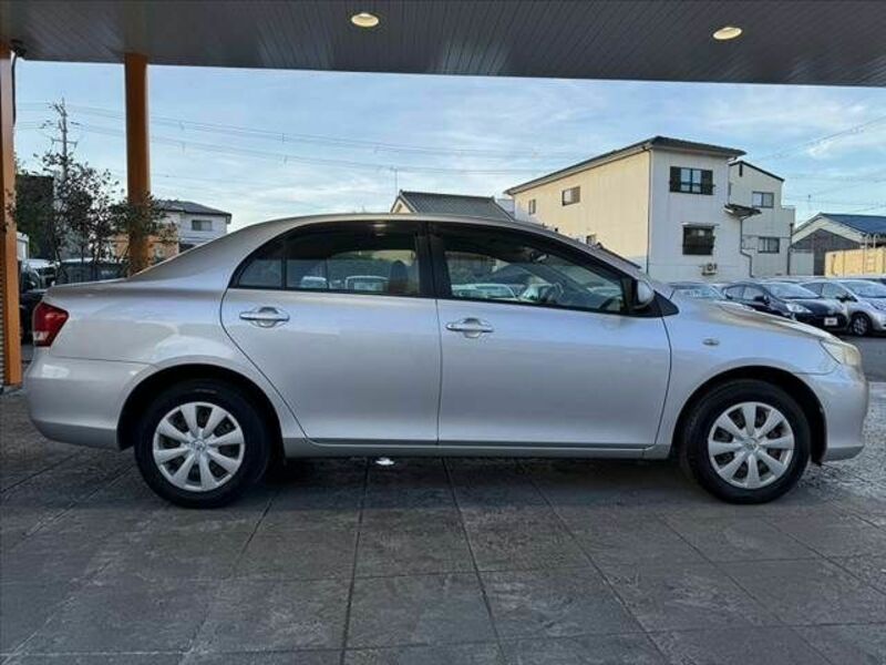 COROLLA AXIO