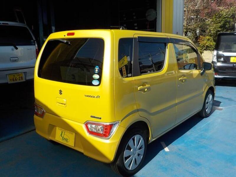 WAGON R