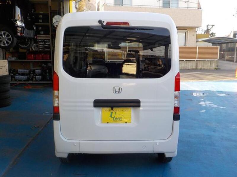 N-VAN