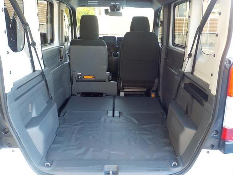 N-VAN