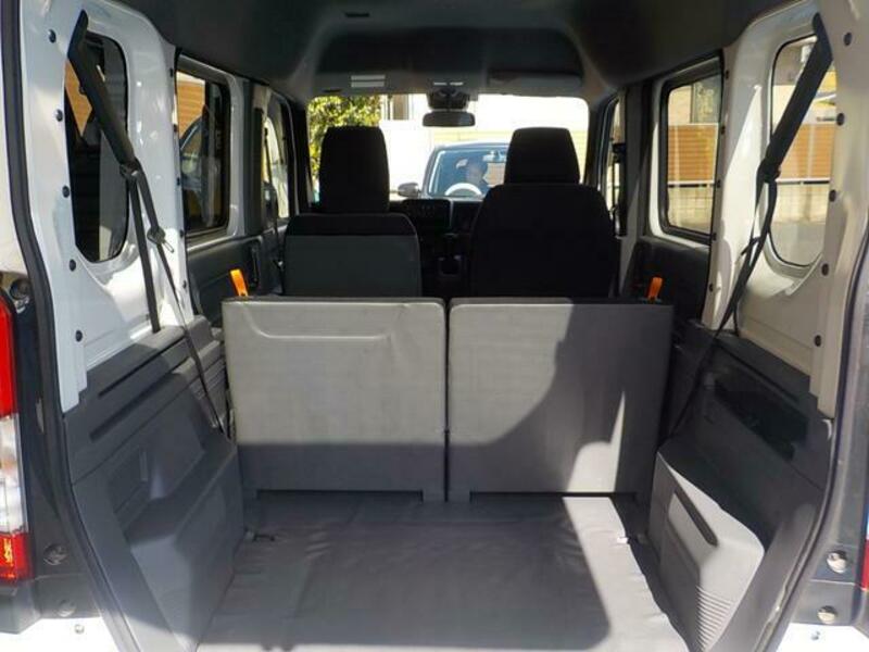 N-VAN