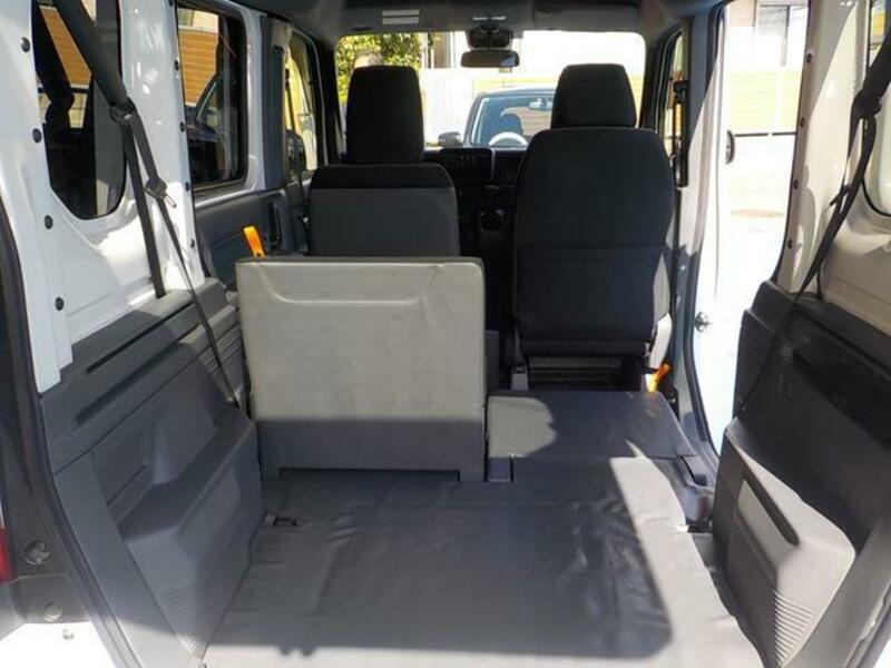 N-VAN
