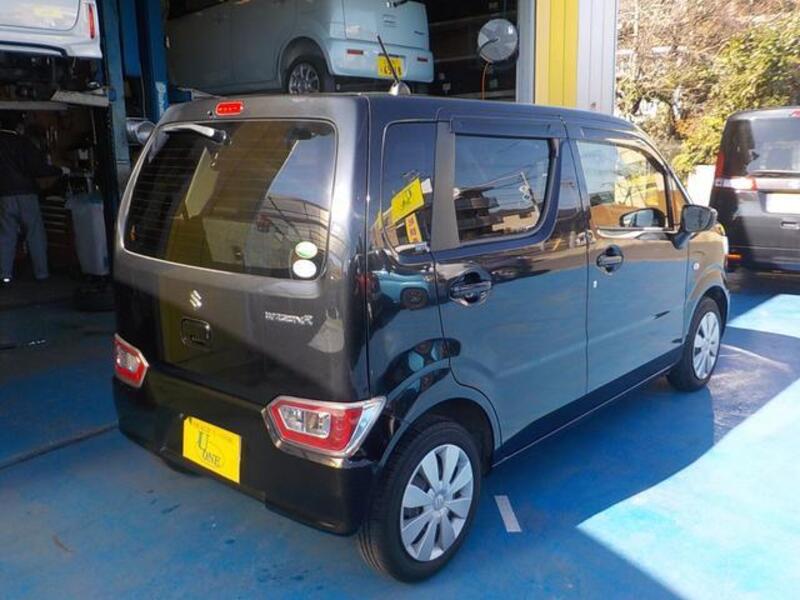 WAGON R