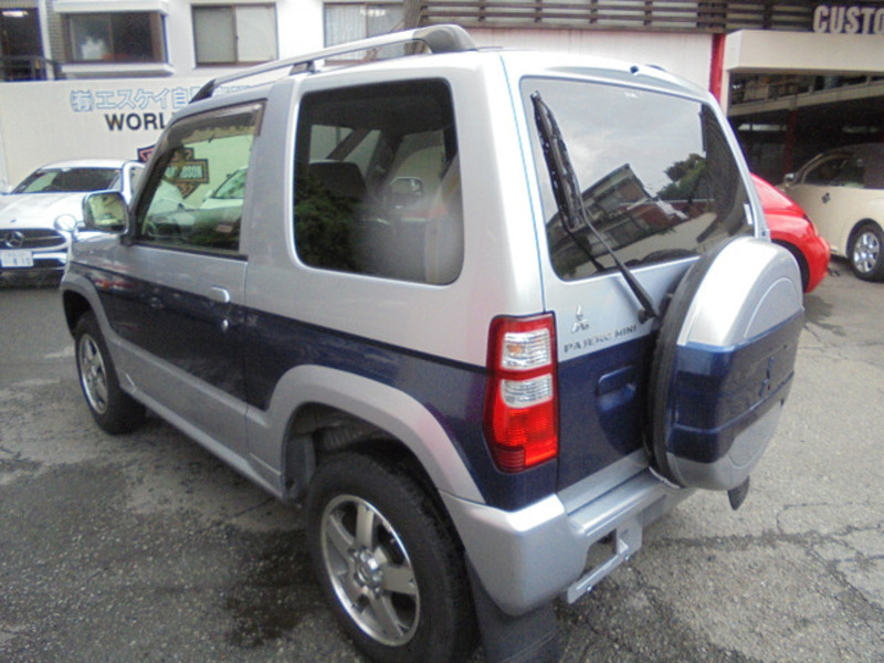 PAJERO MINI