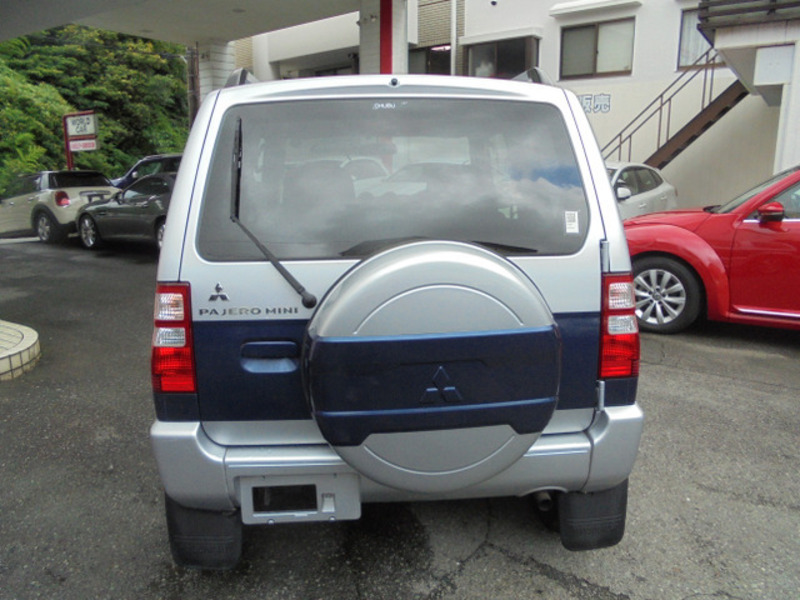 PAJERO MINI