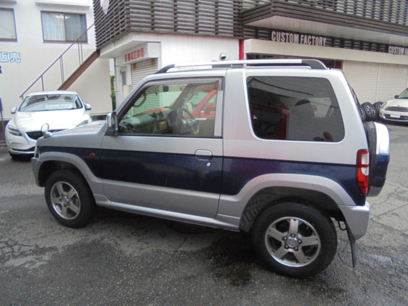 PAJERO MINI