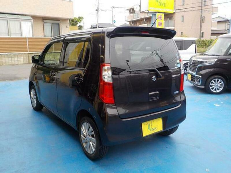 WAGON R