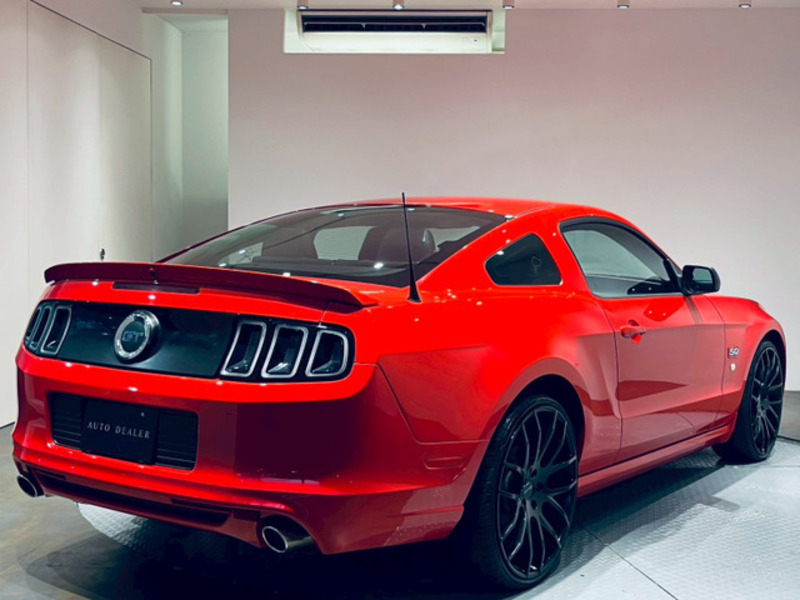 MUSTANG