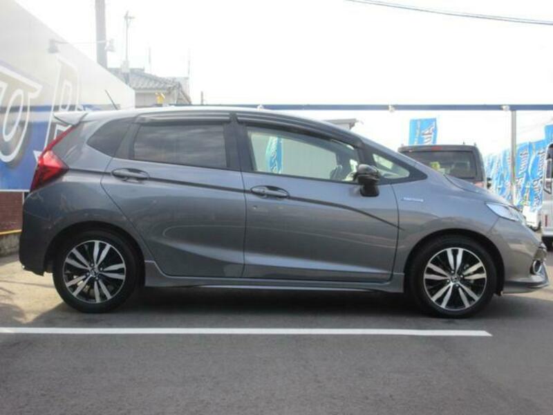 FIT HYBRID