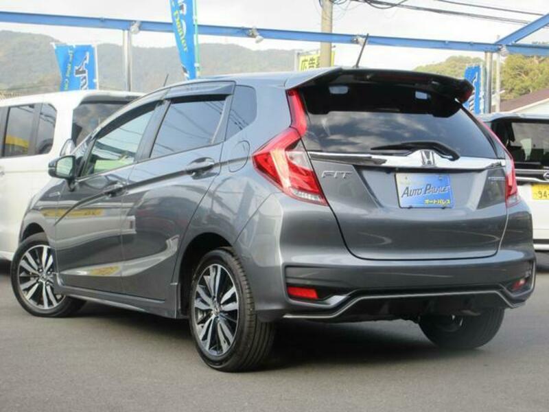FIT HYBRID