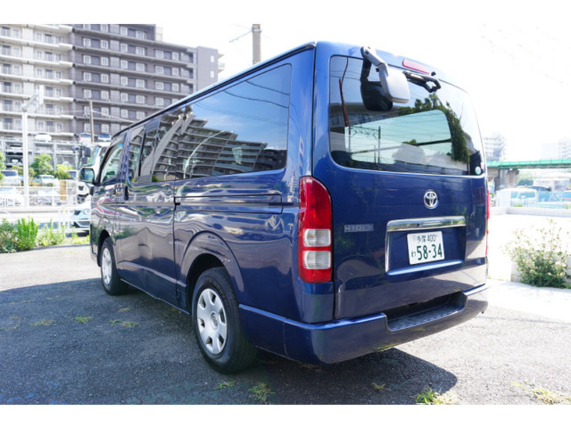 HIACE VAN