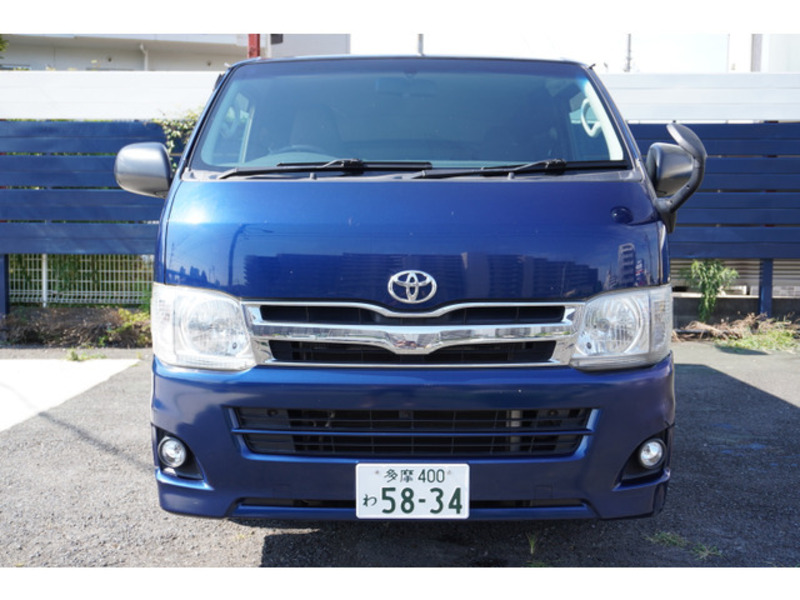 HIACE VAN