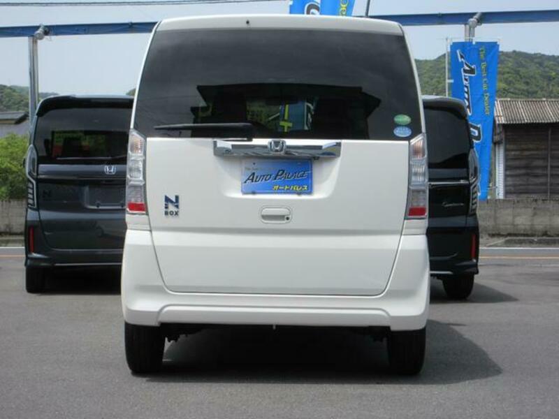 N BOX