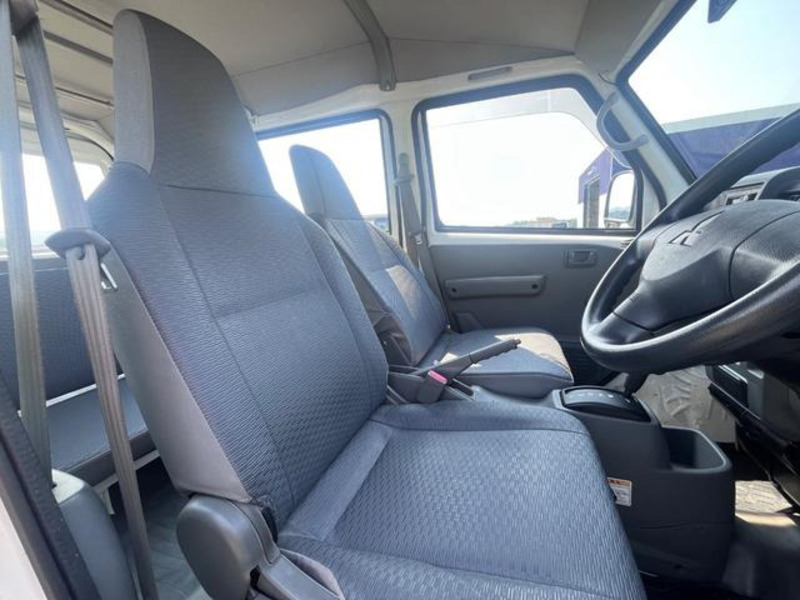 MINICAB VAN