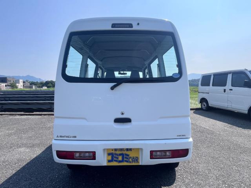 MINICAB VAN