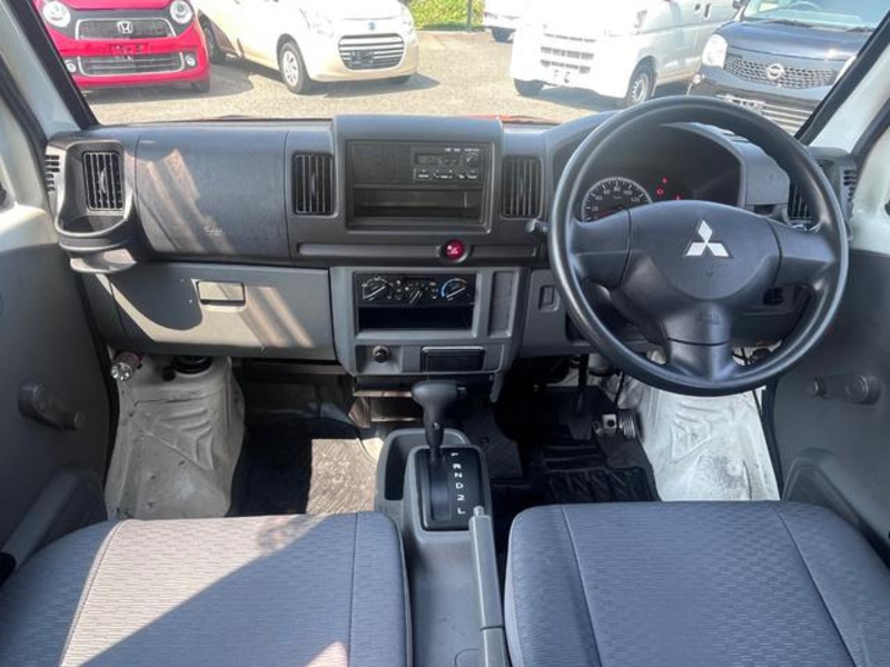 MINICAB VAN