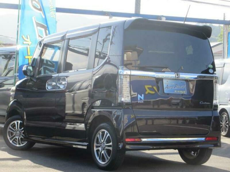 N BOX CUSTOM