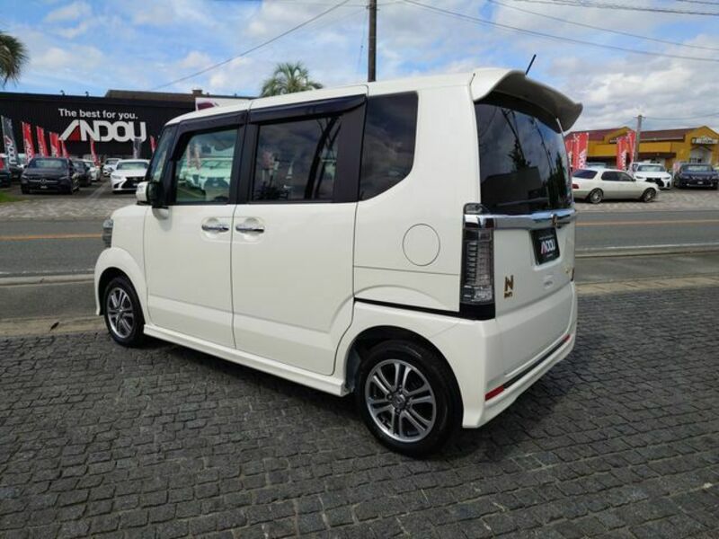 N BOX CUSTOM