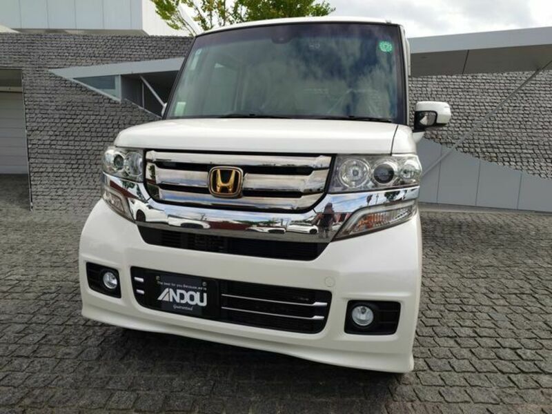N BOX CUSTOM