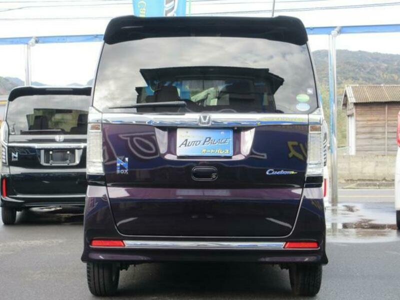 N BOX CUSTOM