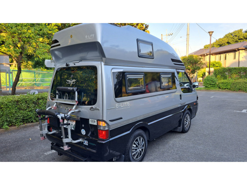 BONGO VAN
