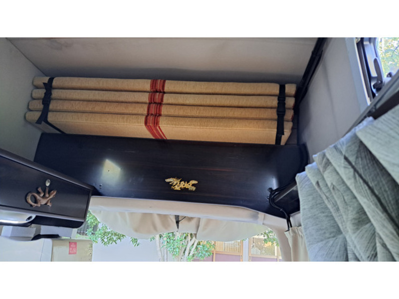 BONGO VAN
