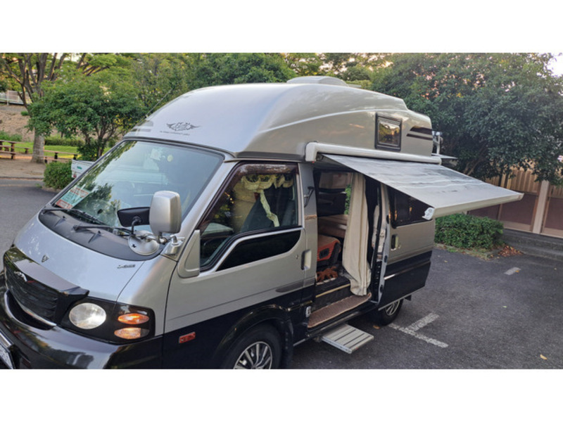 BONGO VAN