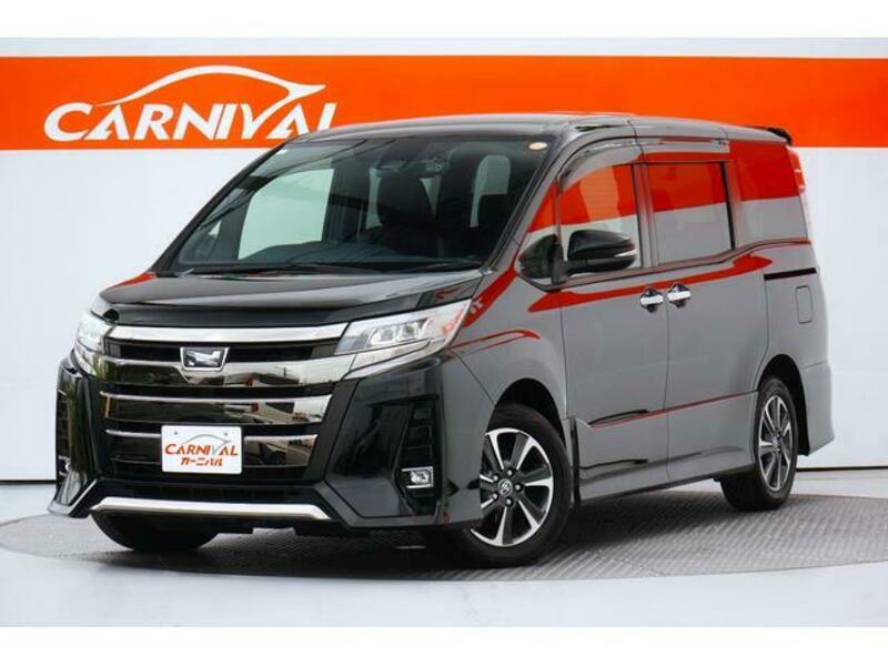 TOYOTA NOAH