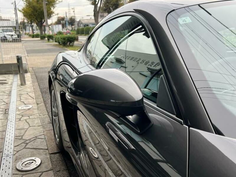 718 CAYMAN