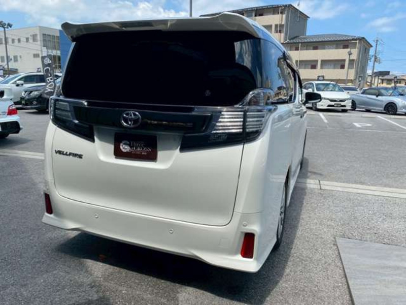 VELLFIRE