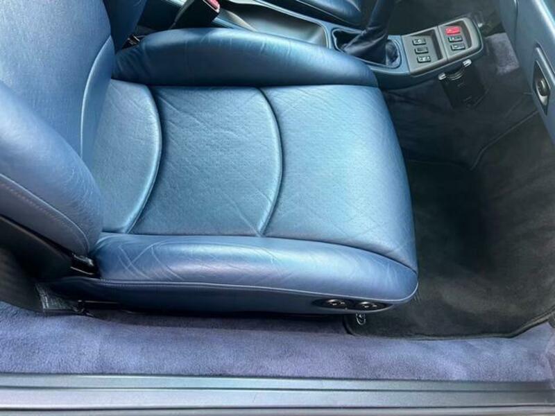 911