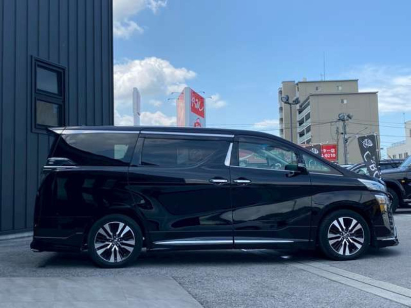 VELLFIRE