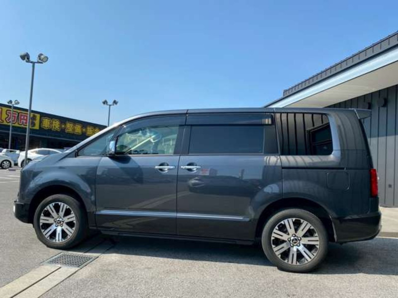 DELICA D5