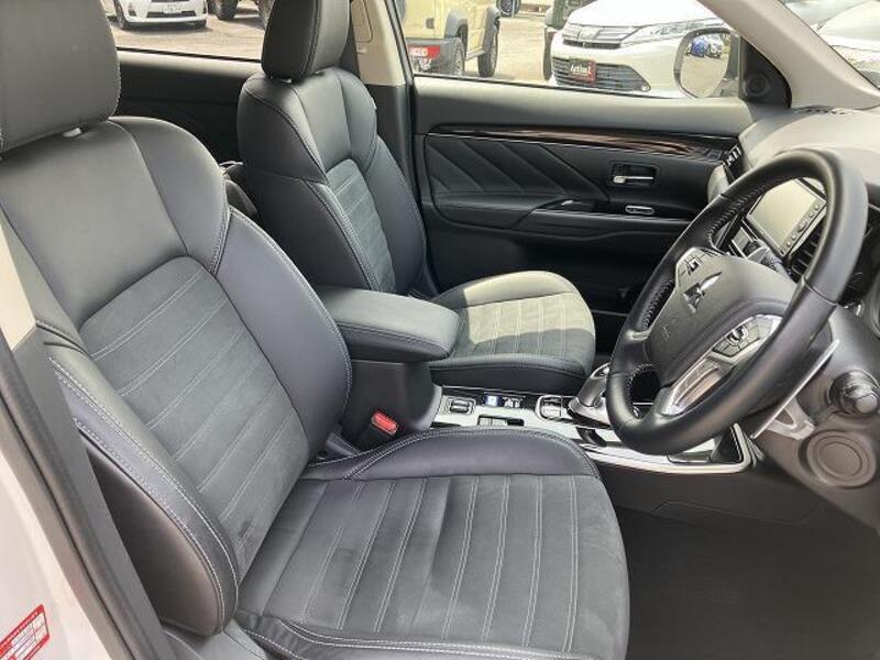 OUTLANDER PHEV