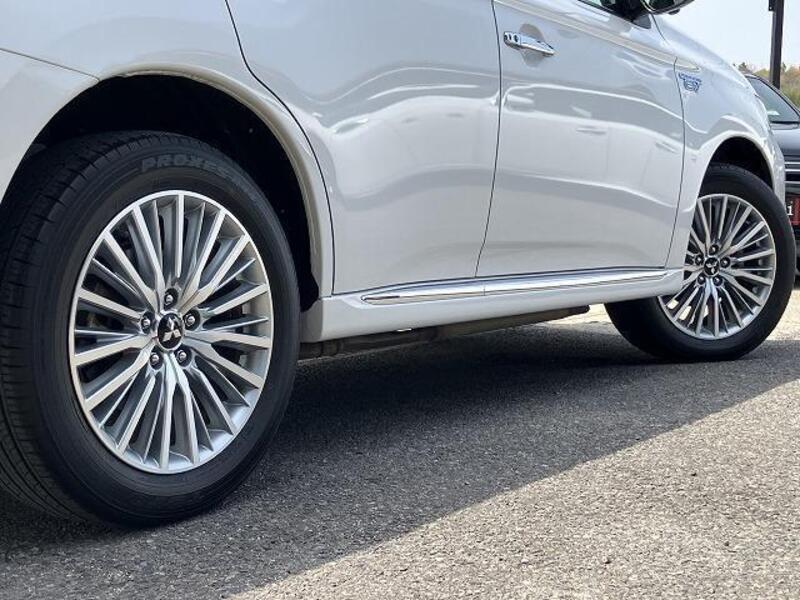 OUTLANDER PHEV
