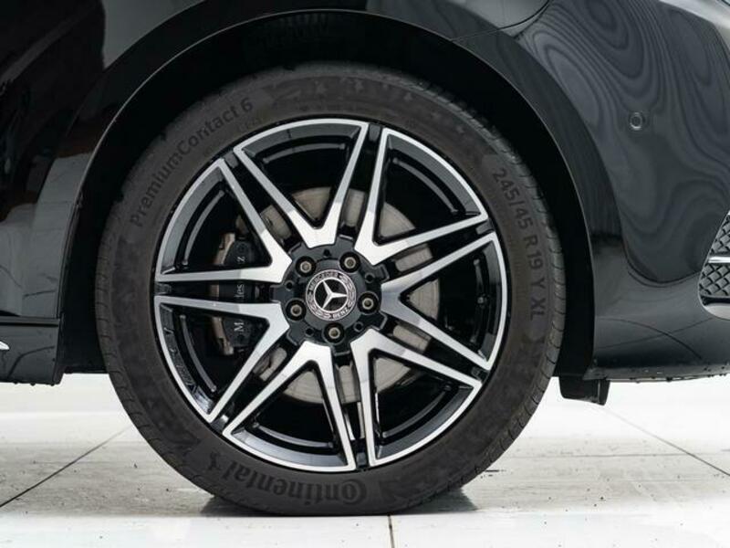 V-CLASS