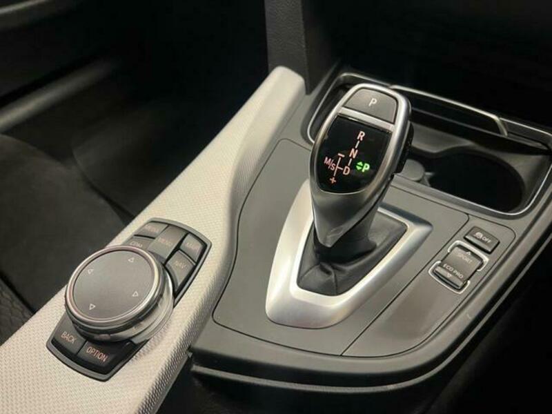 4 SERIES