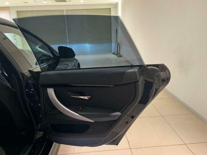 4 SERIES