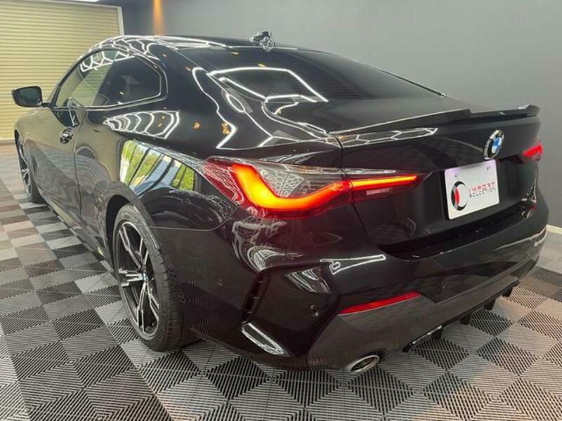 4 SERIES
