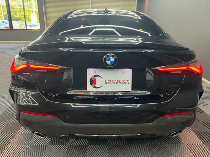 4 SERIES