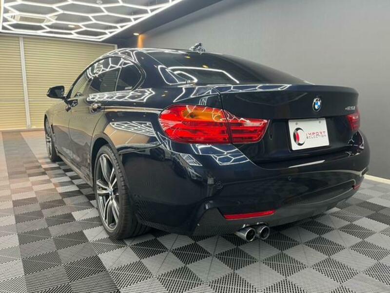 4 SERIES