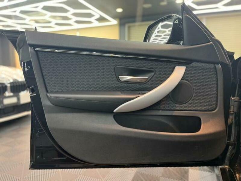 4 SERIES