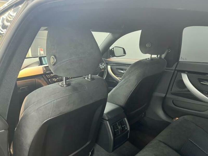 4 SERIES