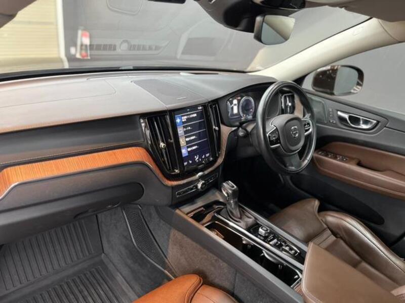 XC60