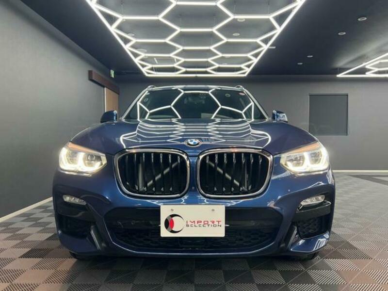 X3