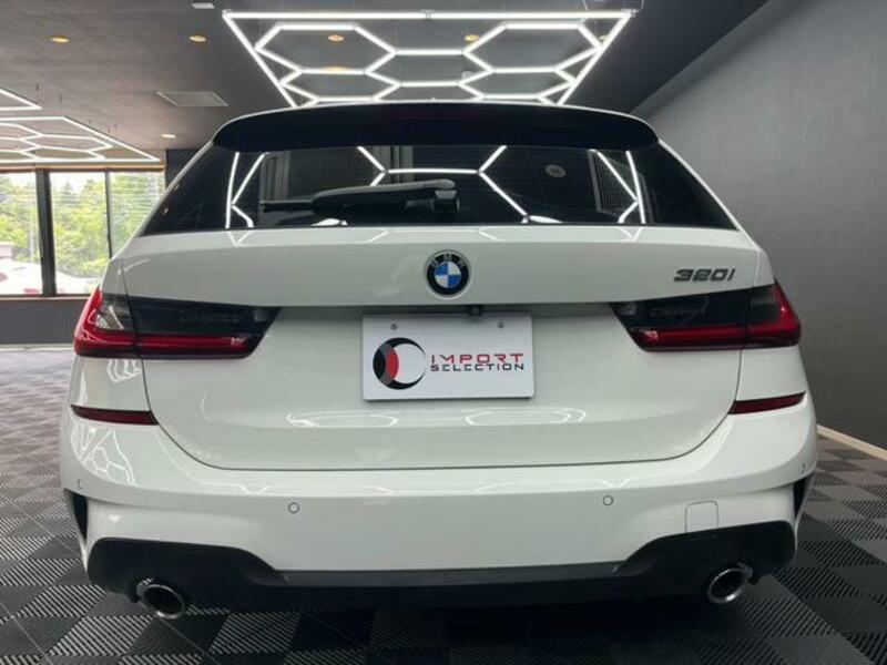3 SERIES