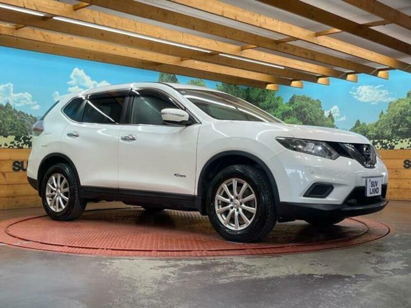 X-TRAIL