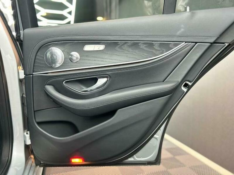 E-CLASS