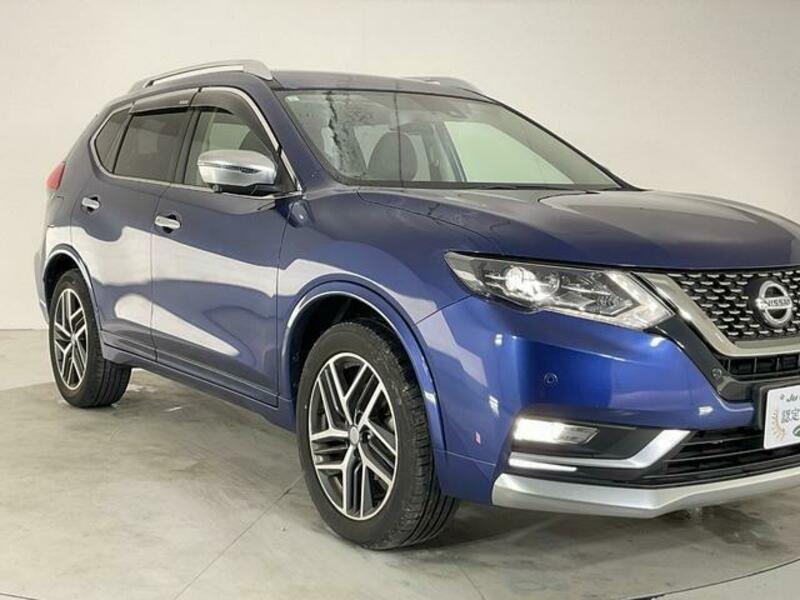 X-TRAIL