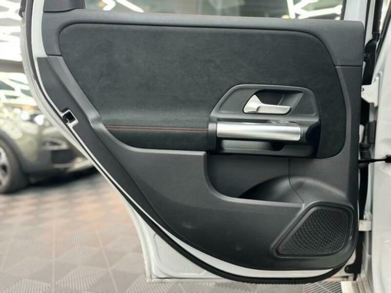 B-CLASS